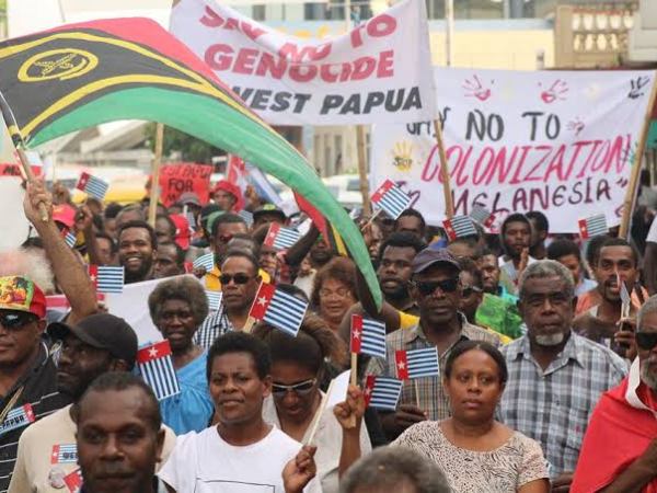 Artikel: RI SIBUK URUS PEMEKARAN, DIPLOMASI LUAR NEGERI TERUS&nbsp;BERJALAN