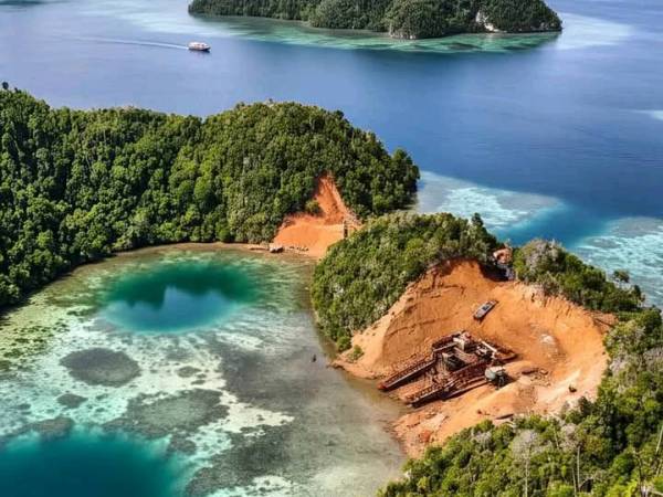 Raja Ampat dalam Cengkeraman Eksploitasi: Nasib Orang Papua di Tengah Perampasan Tanah dan&nbsp;Lingkungan